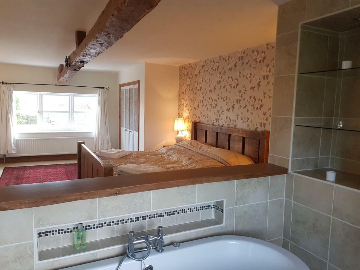 Newby Cross Hotel Carlisle  Eksteriør billede